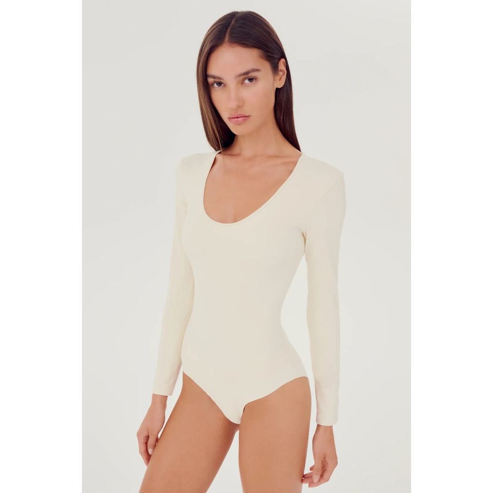 New Splits59 Airweight Scoop Neck Bodysuit in Creme Women's Size XL